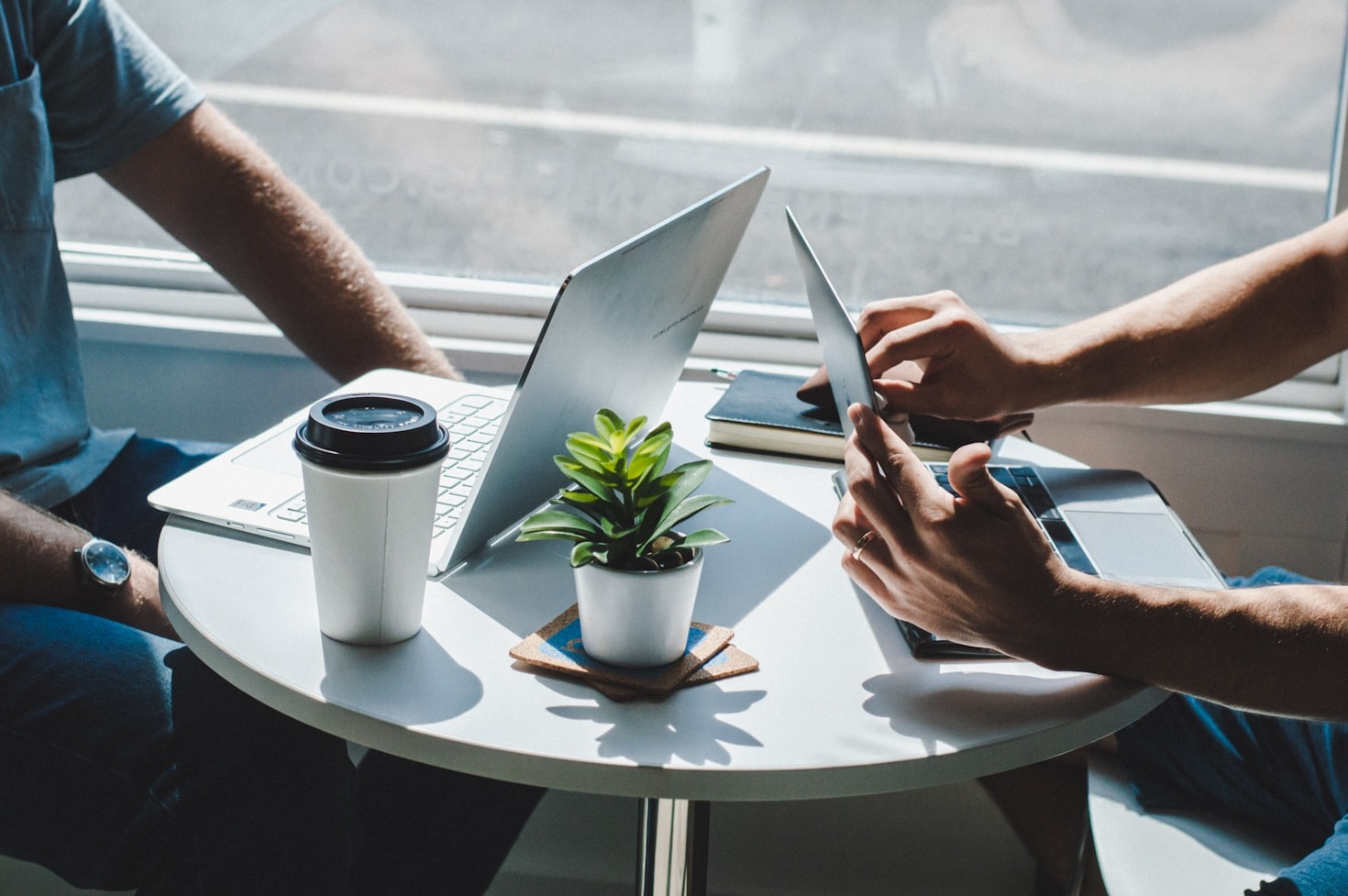 SEO Hiperlocal: Sincronizando o Perfil da Empresa no Google com Recomendações de IA